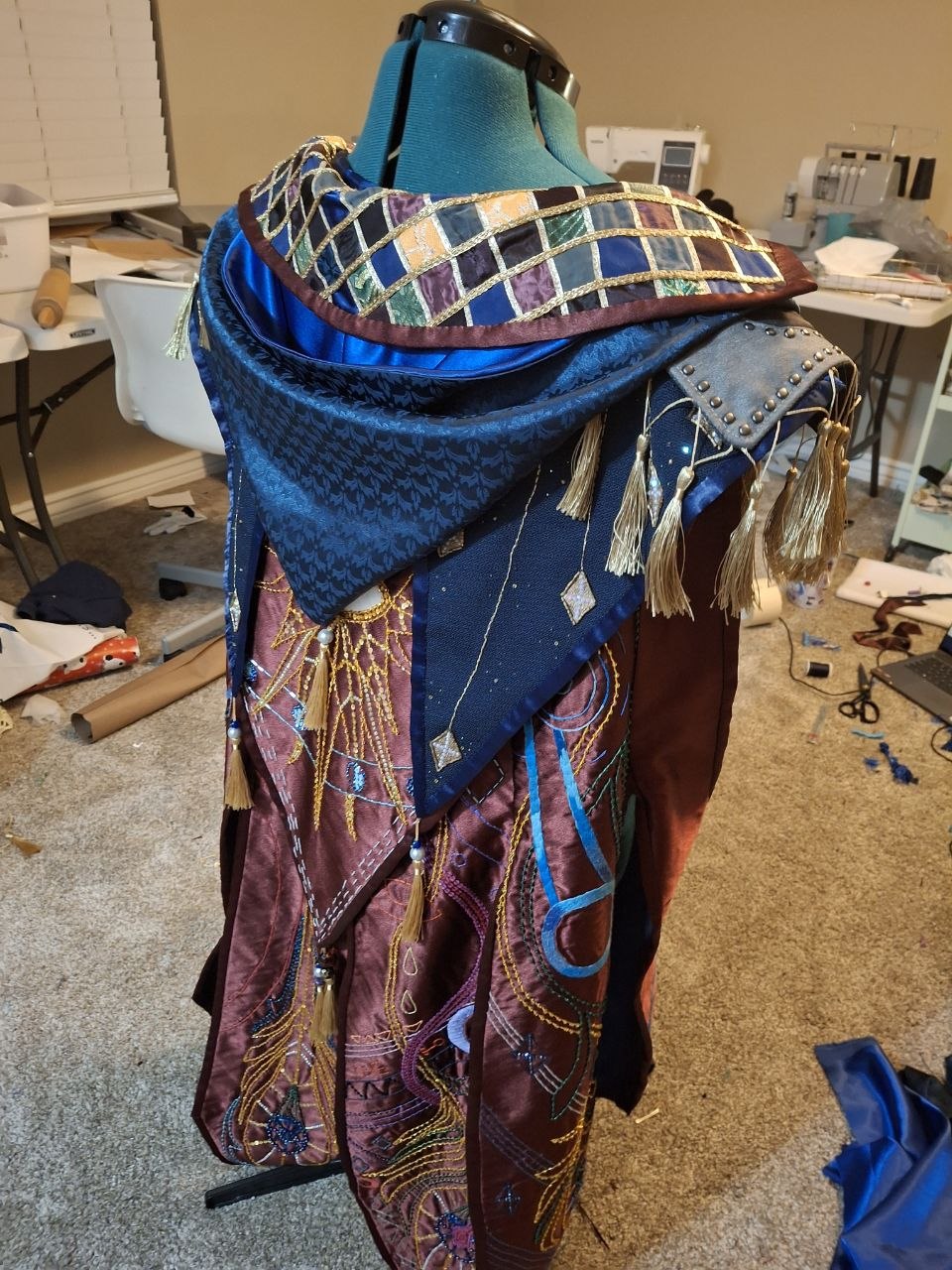 Mollymauk Tealeaf: The Coat